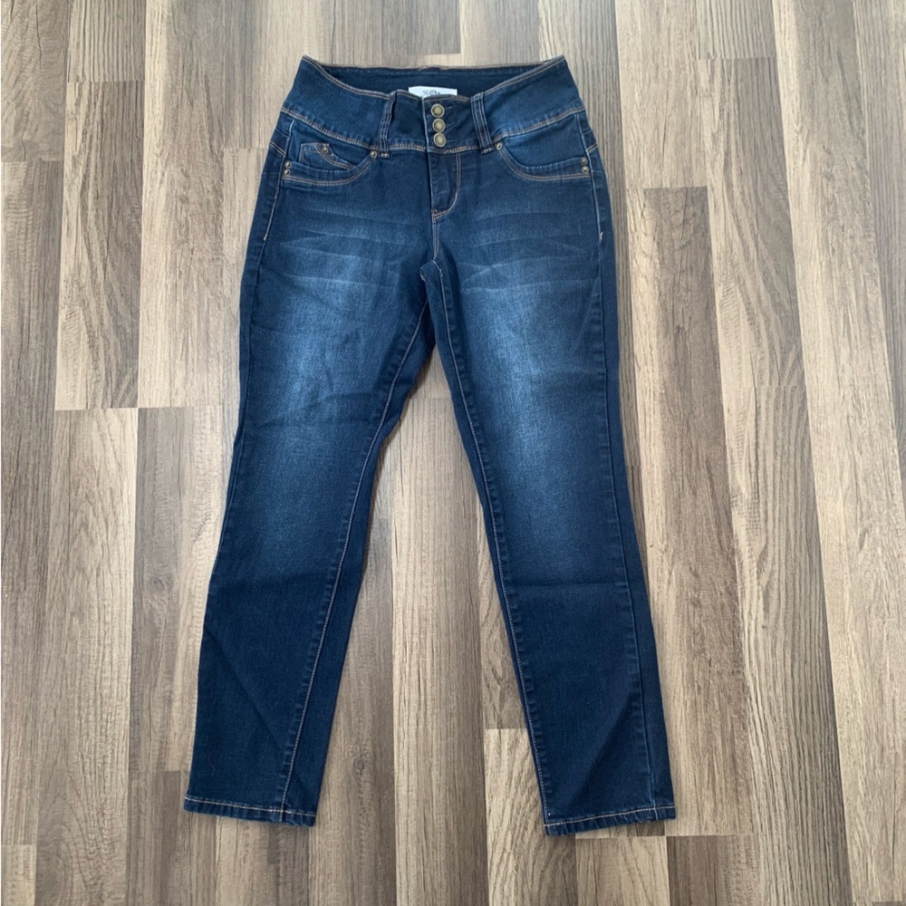 Royalty For Me skinny jeans. Size 4P
